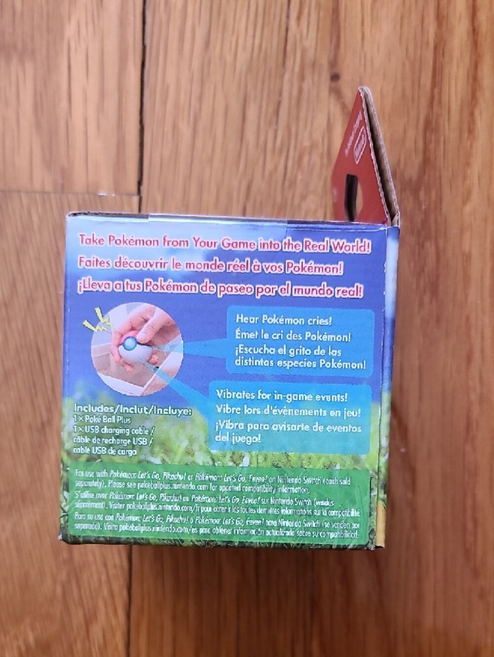 Pokemon Poké Ball Plus Box - Red, White & Blue Artwork - Picture 4 of 4
